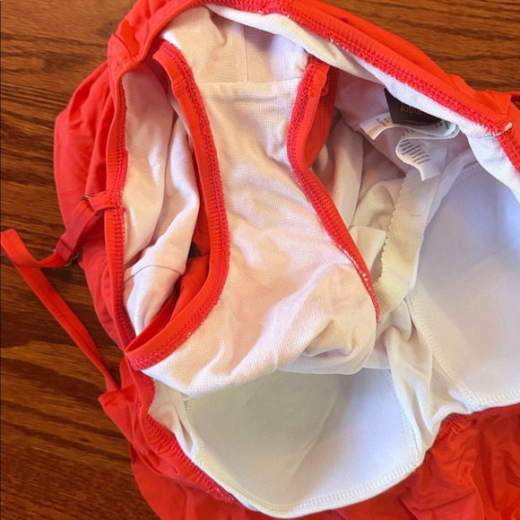 Laundry By Shelli Segal Red Pink Ruffle Detail One Piece Bathing Suit Sz XL! - Picture 10 of 10